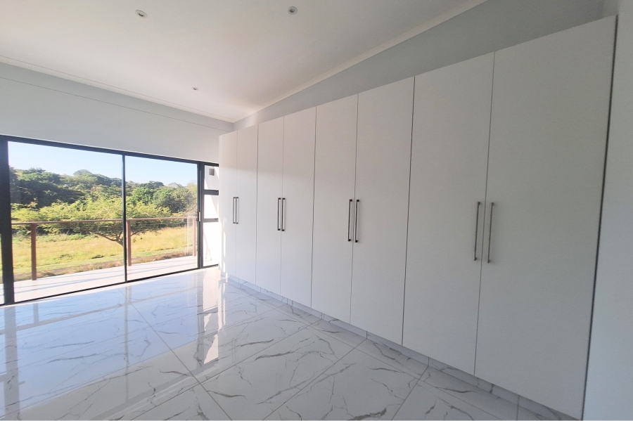 To Let 4 Bedroom Property for Rent in Palm Lakes Estate KwaZulu-Natal