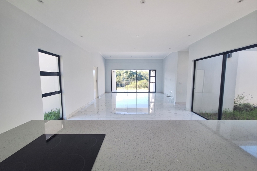 To Let 4 Bedroom Property for Rent in Palm Lakes Estate KwaZulu-Natal