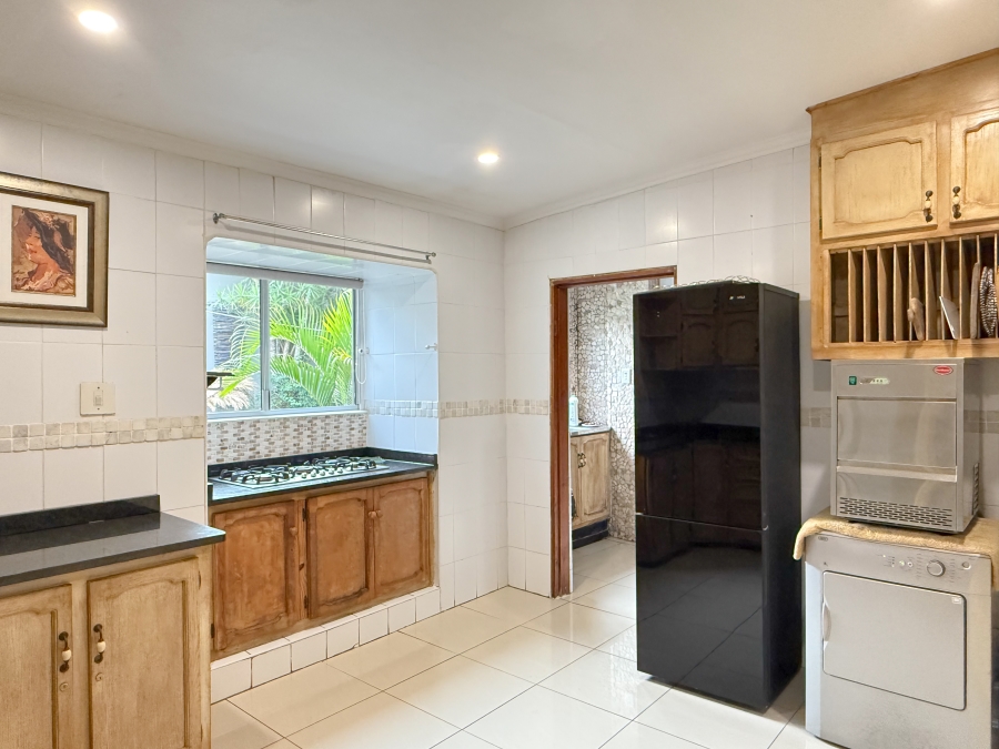5 Bedroom Property for Sale in Blythedale KwaZulu-Natal