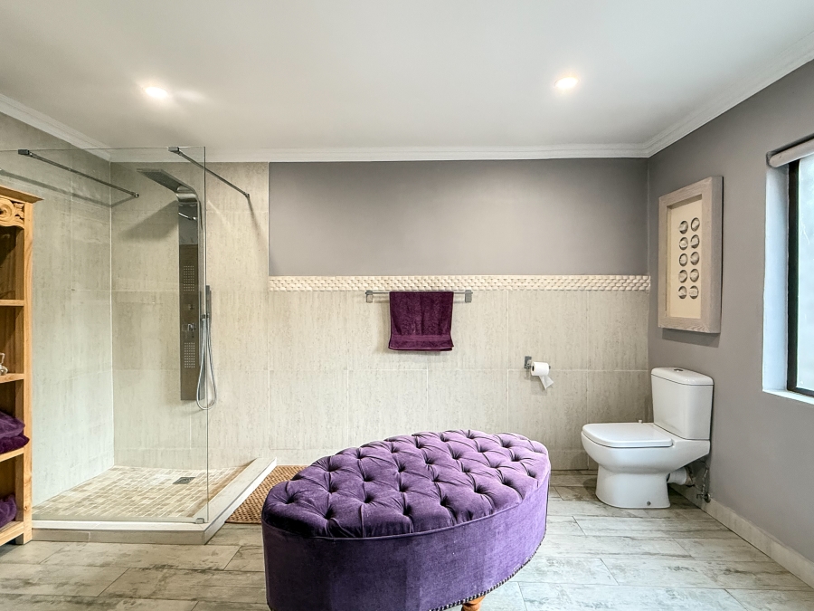5 Bedroom Property for Sale in Blythedale KwaZulu-Natal