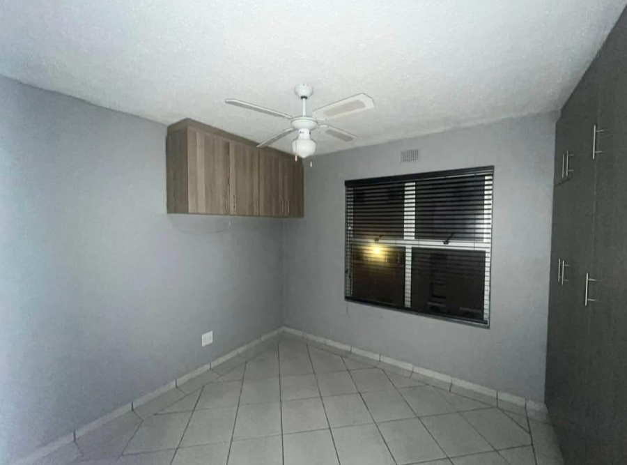 2 Bedroom Property for Sale in Brighton Beach KwaZulu-Natal