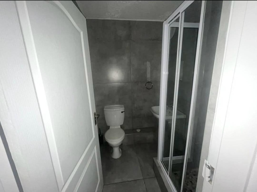 2 Bedroom Property for Sale in Brighton Beach KwaZulu-Natal