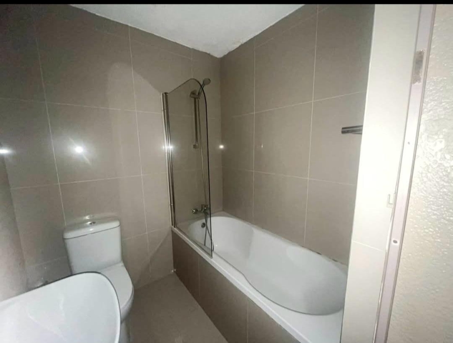 2 Bedroom Property for Sale in Brighton Beach KwaZulu-Natal