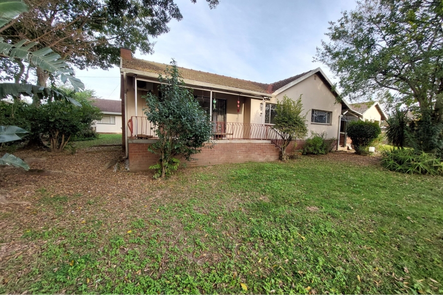 To Let 4 Bedroom Property for Rent in Cleland KwaZulu-Natal