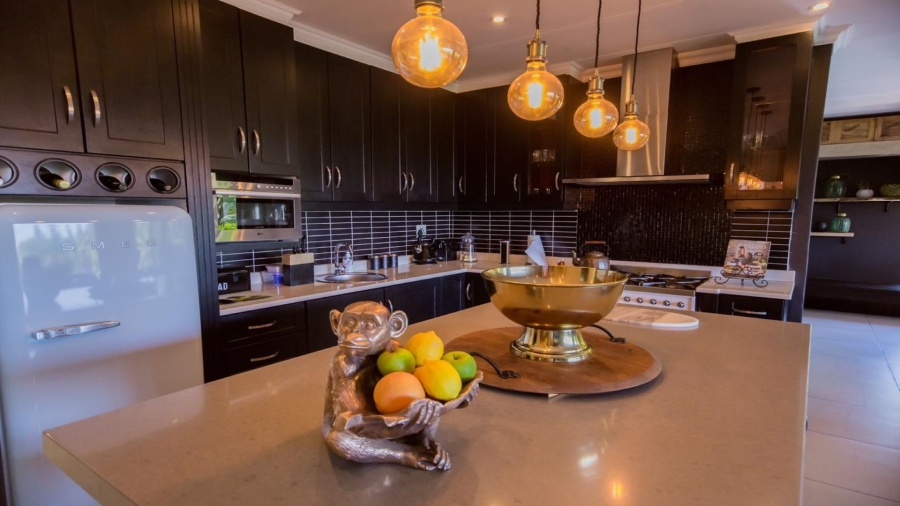 6 Bedroom Property for Sale in Simbithi Eco Estate KwaZulu-Natal