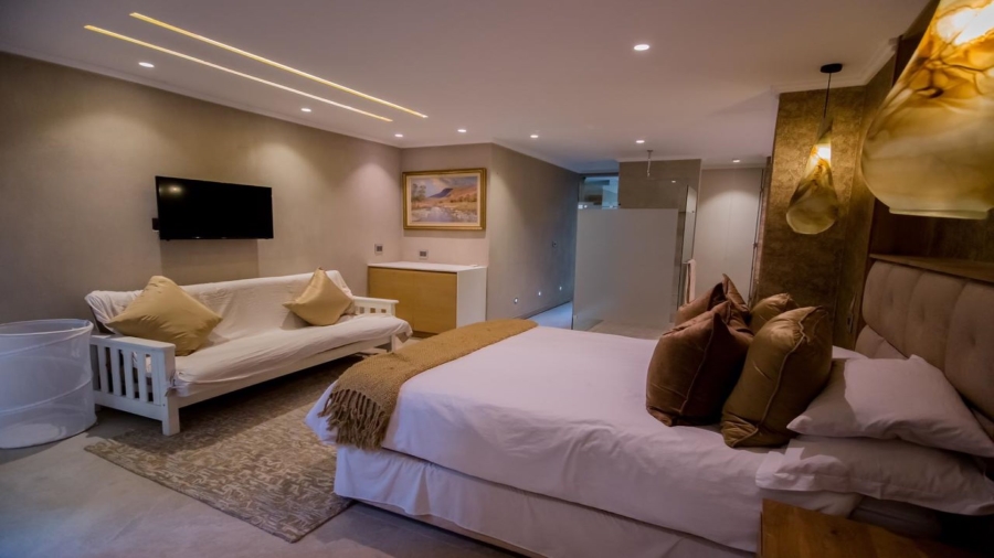6 Bedroom Property for Sale in Simbithi Eco Estate KwaZulu-Natal