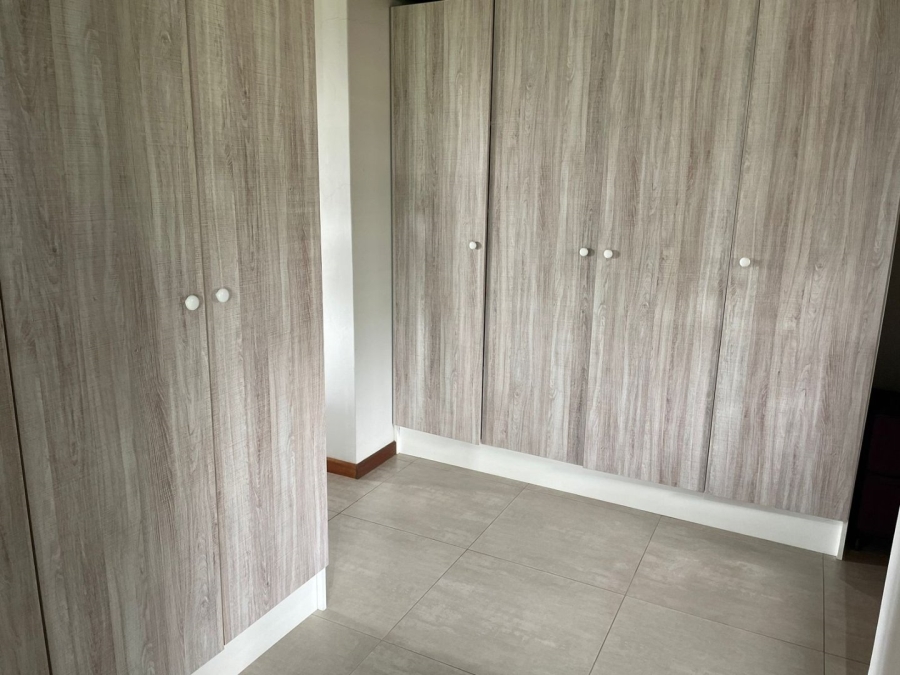 5 Bedroom Property for Sale in Assagay KwaZulu-Natal