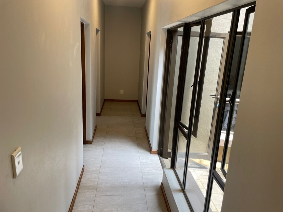 5 Bedroom Property for Sale in Assagay KwaZulu-Natal