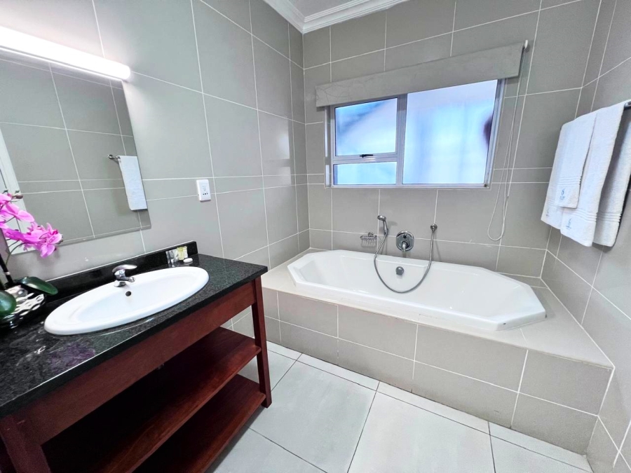 To Let 3 Bedroom Property for Rent in Margate KwaZulu-Natal