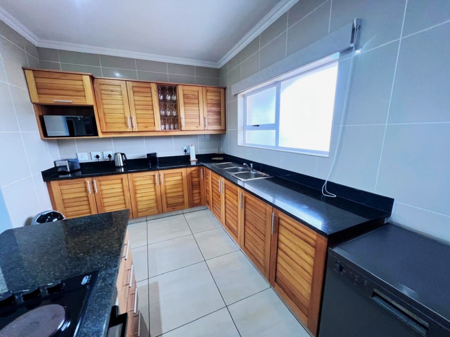 To Let 3 Bedroom Property for Rent in Margate KwaZulu-Natal