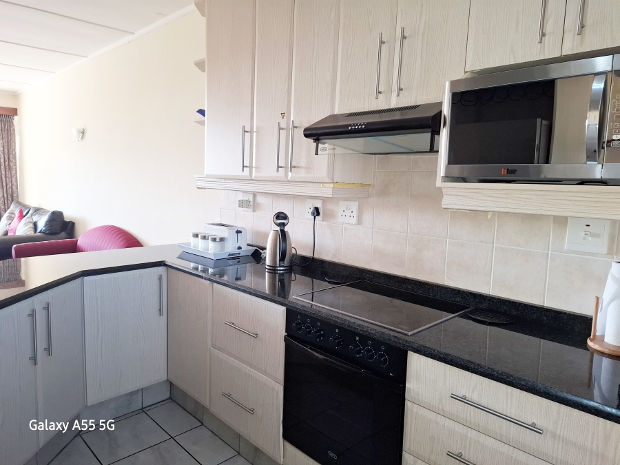 2 Bedroom Property for Sale in Uvongo Beach KwaZulu-Natal