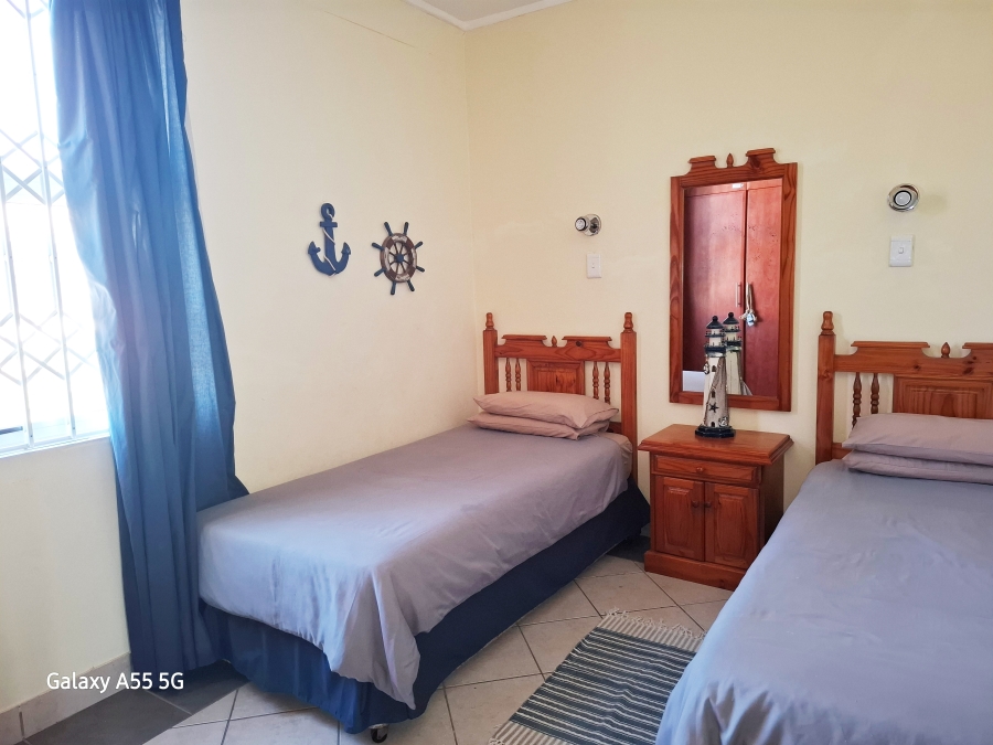 2 Bedroom Property for Sale in Uvongo Beach KwaZulu-Natal