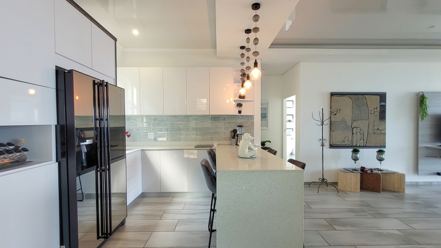 5 Bedroom Property for Sale in Ballito Central KwaZulu-Natal