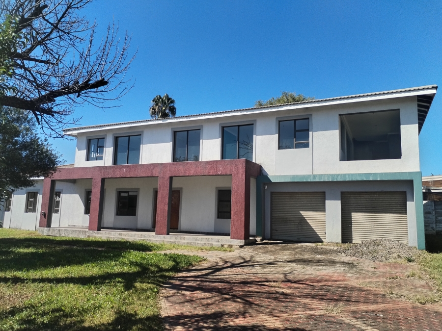5 Bedroom Property for Sale in Newcastle KwaZulu-Natal