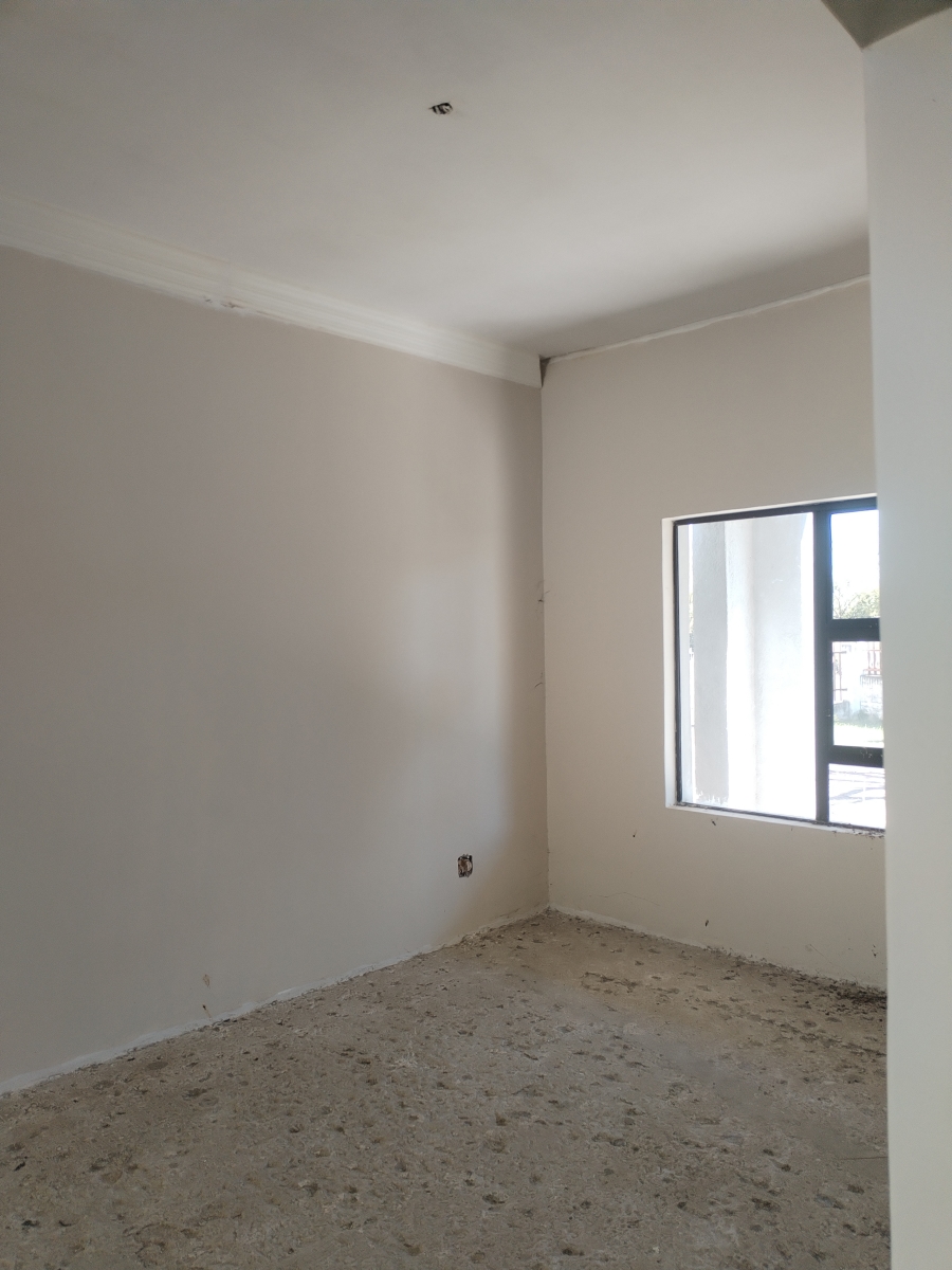 5 Bedroom Property for Sale in Newcastle KwaZulu-Natal