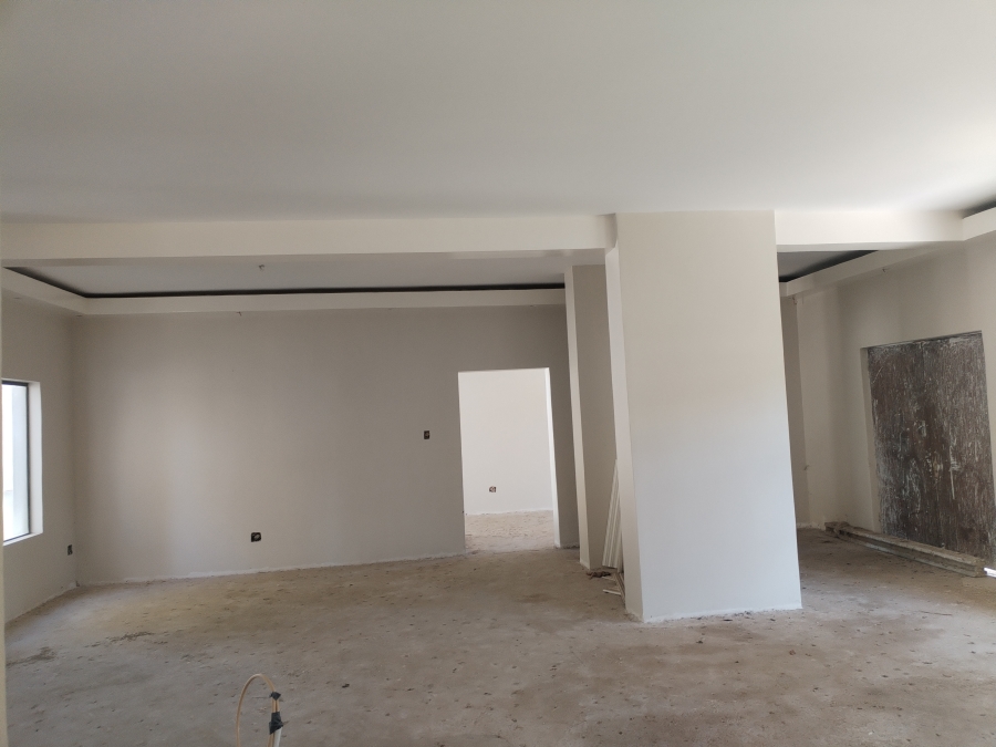 5 Bedroom Property for Sale in Newcastle KwaZulu-Natal