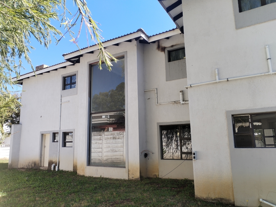 5 Bedroom Property for Sale in Newcastle KwaZulu-Natal