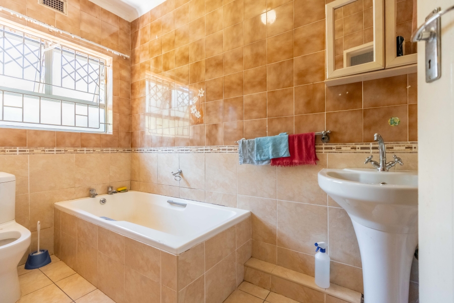4 Bedroom Property for Sale in Westville Central KwaZulu-Natal