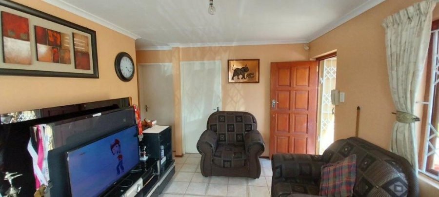 2 Bedroom Property for Sale in Northdene KwaZulu-Natal