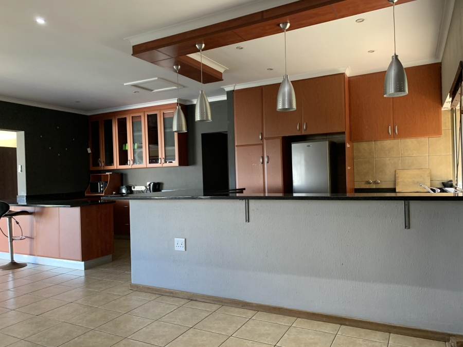 3 Bedroom Property for Sale in Freeland Park KwaZulu-Natal