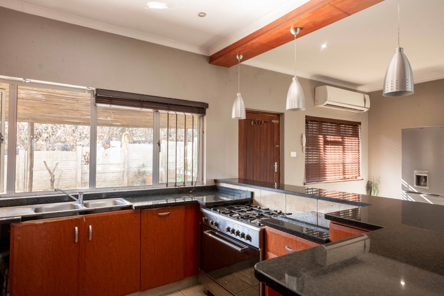 4 Bedroom Property for Sale in Freeland Park KwaZulu-Natal
