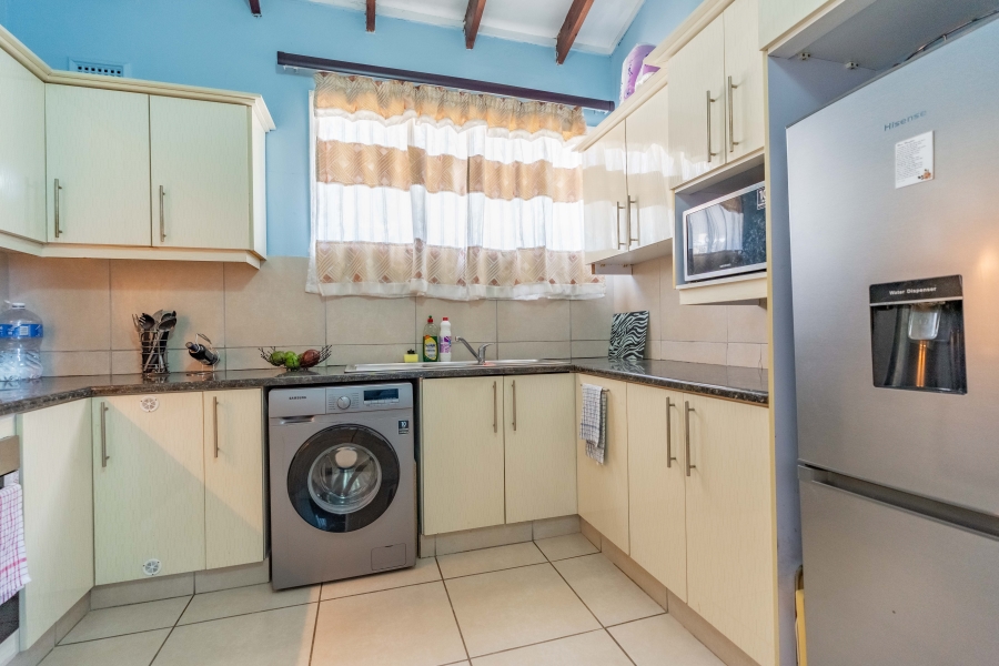 2 Bedroom Property for Sale in New Germany KwaZulu-Natal