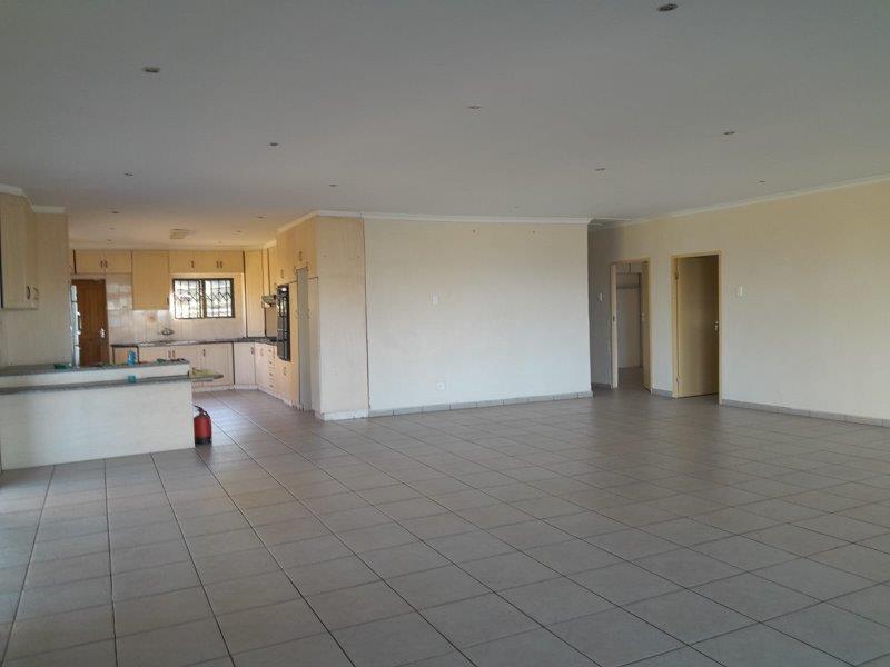 To Let 4 Bedroom Property for Rent in Winklespruit KwaZulu-Natal