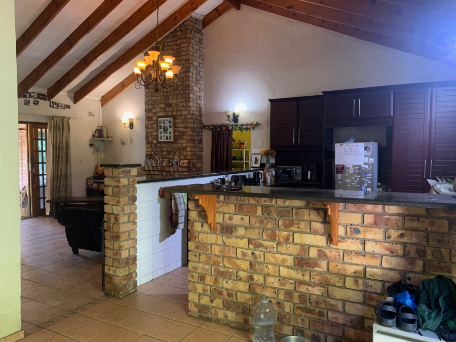 4 Bedroom Property for Sale in Cowies Hill Park KwaZulu-Natal