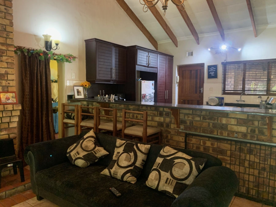 4 Bedroom Property for Sale in Cowies Hill Park KwaZulu-Natal