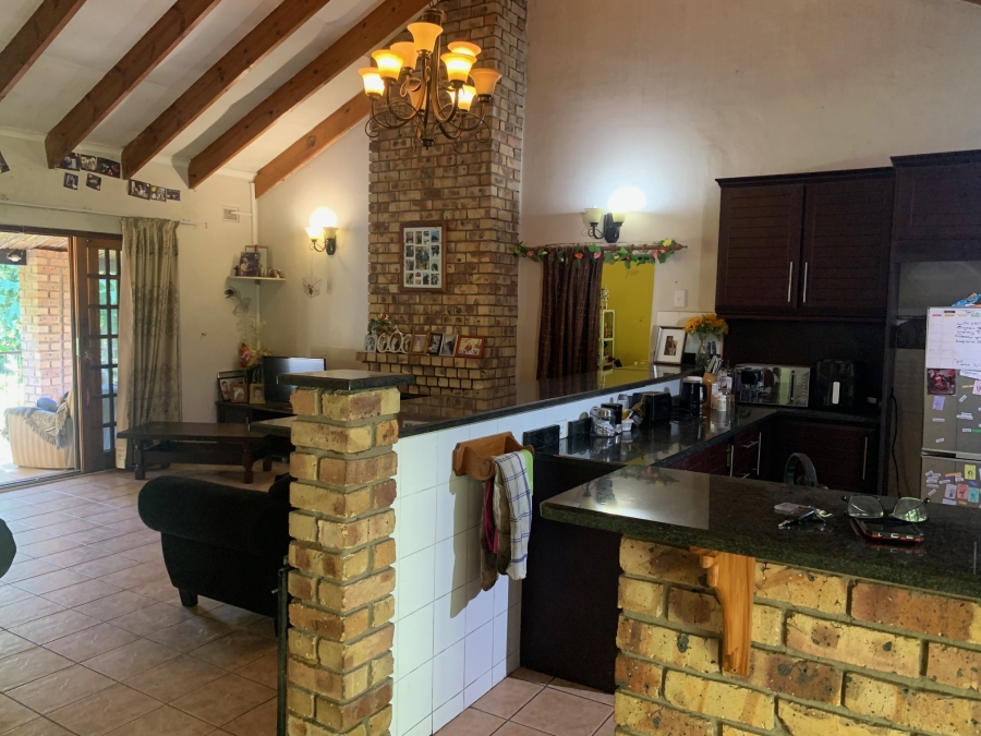 4 Bedroom Property for Sale in Cowies Hill Park KwaZulu-Natal