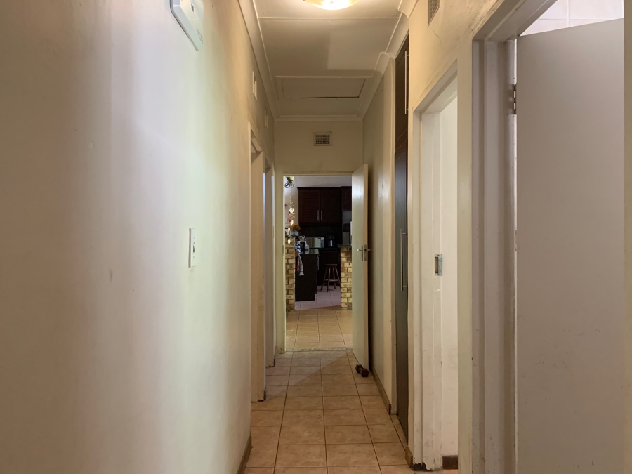 4 Bedroom Property for Sale in Cowies Hill Park KwaZulu-Natal