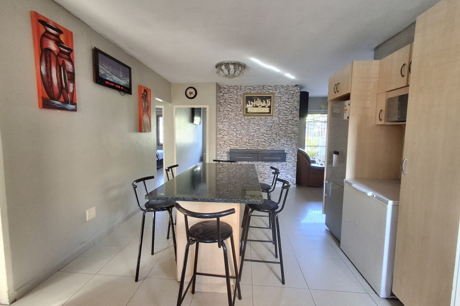 3 Bedroom Property for Sale in Gandhinagar KwaZulu-Natal