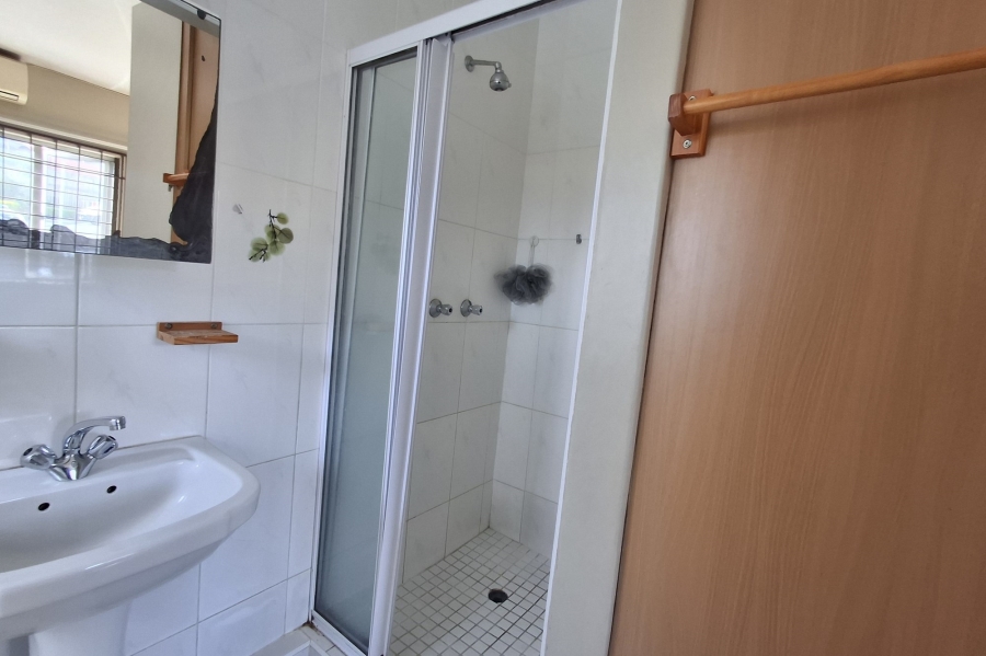 3 Bedroom Property for Sale in Gandhinagar KwaZulu-Natal