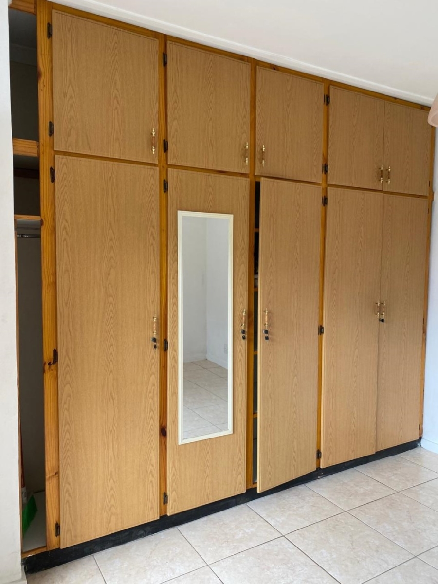 2 Bedroom Property for Sale in Bluff KwaZulu-Natal