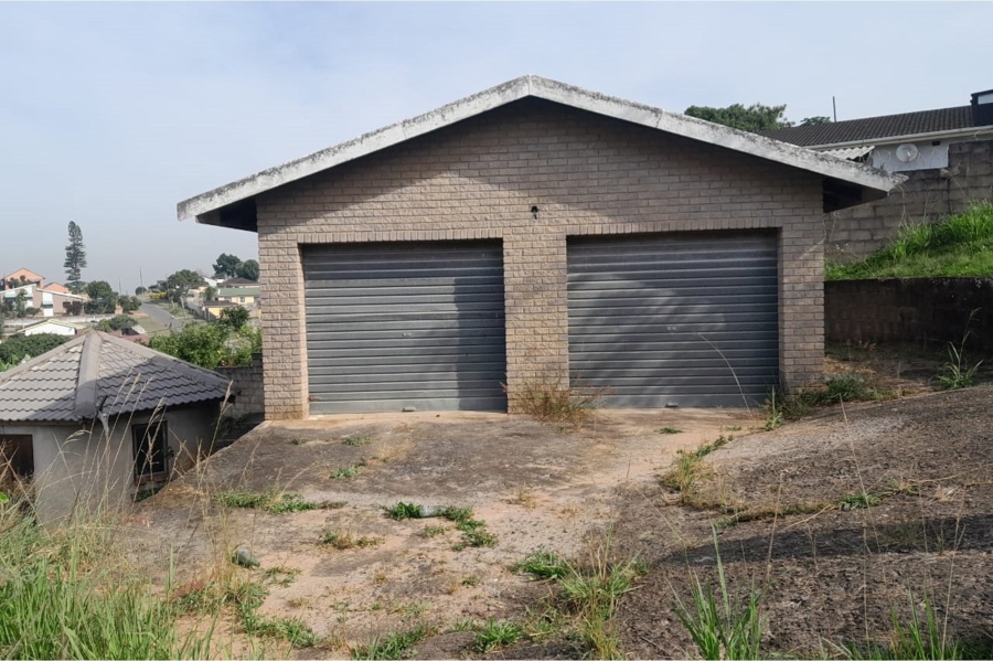 4 Bedroom Property for Sale in Umlazi J KwaZulu-Natal