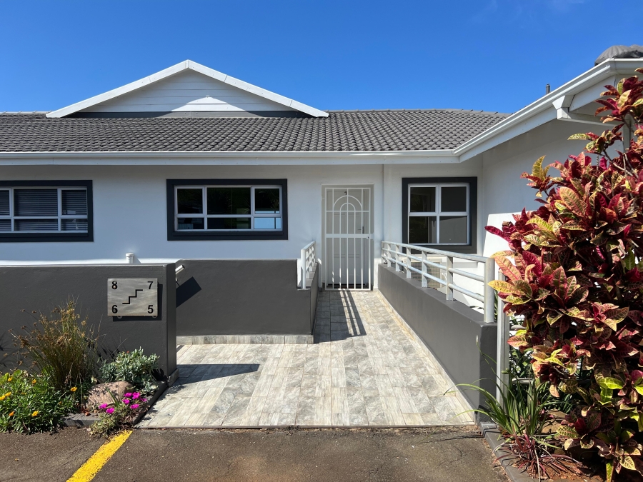 To Let 4 Bedroom Property for Rent in Ballito Central KwaZulu-Natal