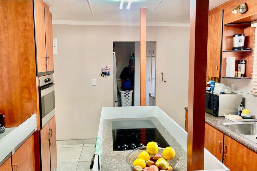 3 Bedroom Property for Sale in Parkgate KwaZulu-Natal