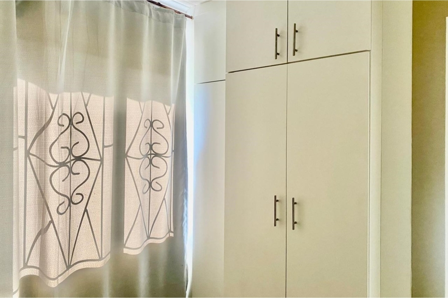 2 Bedroom Property for Sale in Parkgate KwaZulu-Natal