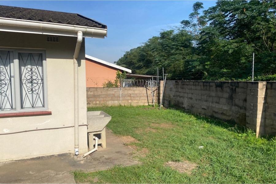 2 Bedroom Property for Sale in Parkgate KwaZulu-Natal