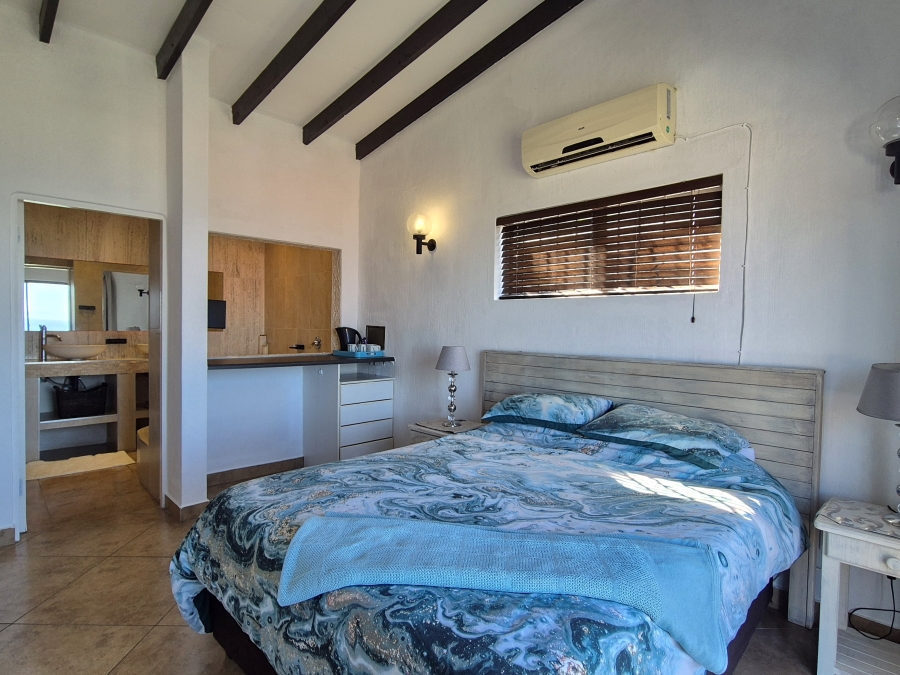 6 Bedroom Property for Sale in Ballitoville KwaZulu-Natal
