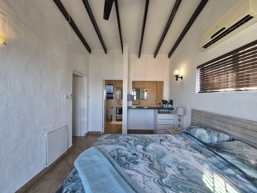 6 Bedroom Property for Sale in Ballitoville KwaZulu-Natal