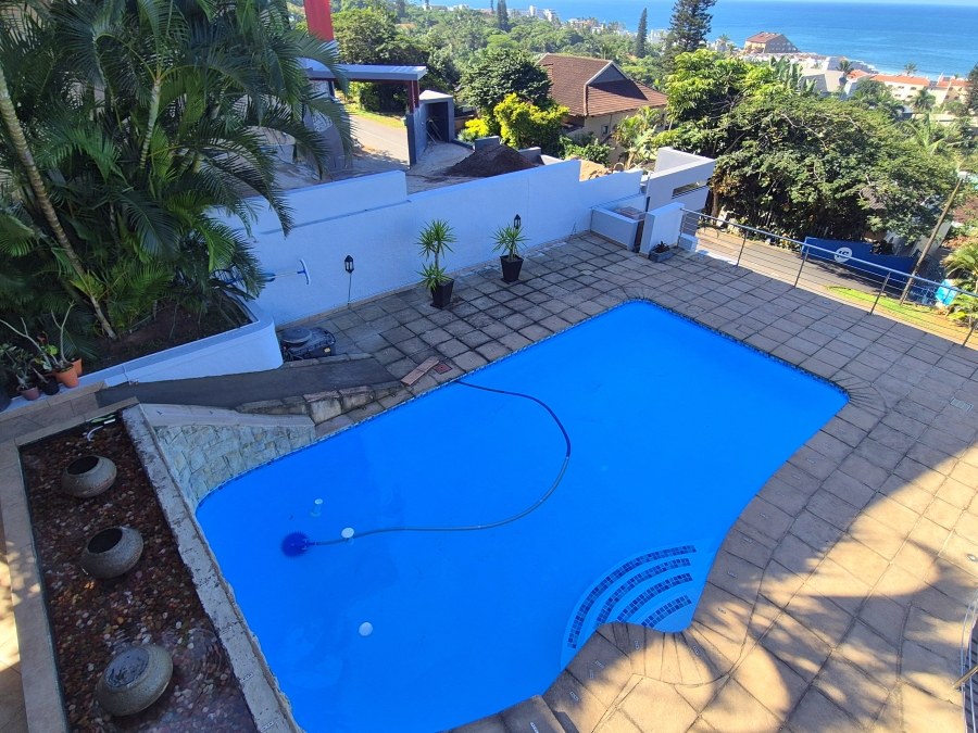 6 Bedroom Property for Sale in Ballitoville KwaZulu-Natal