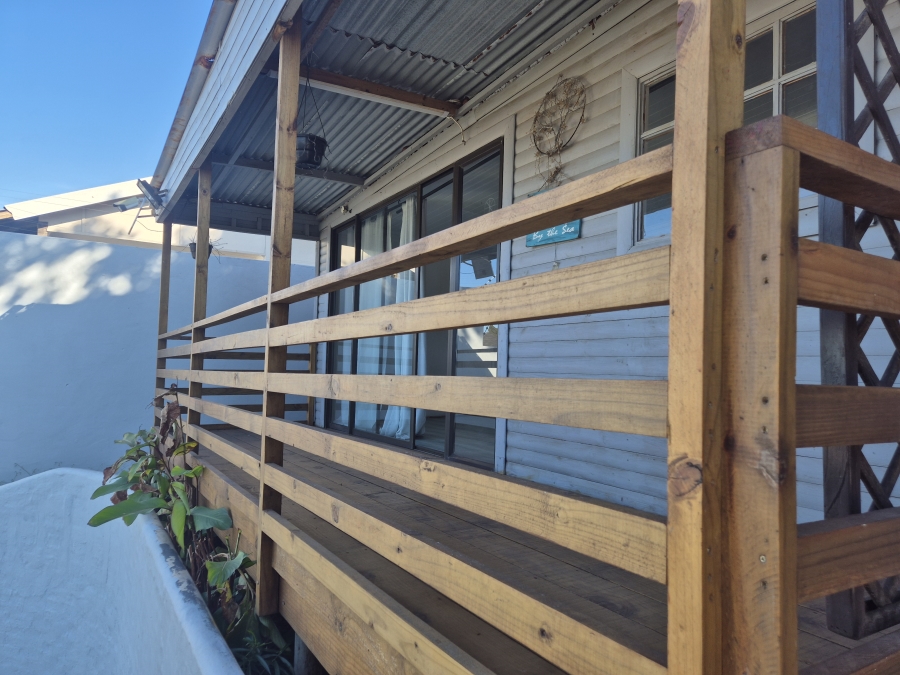 6 Bedroom Property for Sale in Ballitoville KwaZulu-Natal