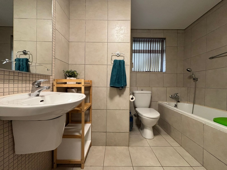To Let 2 Bedroom Property for Rent in Umhlanga Ridge KwaZulu-Natal