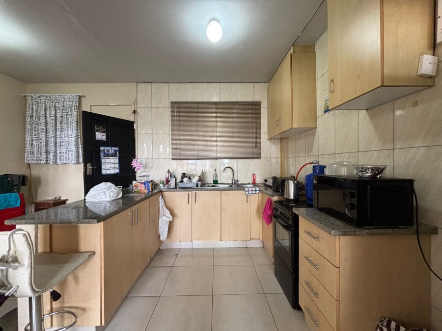 1 Bedroom Property for Sale in Overport KwaZulu-Natal