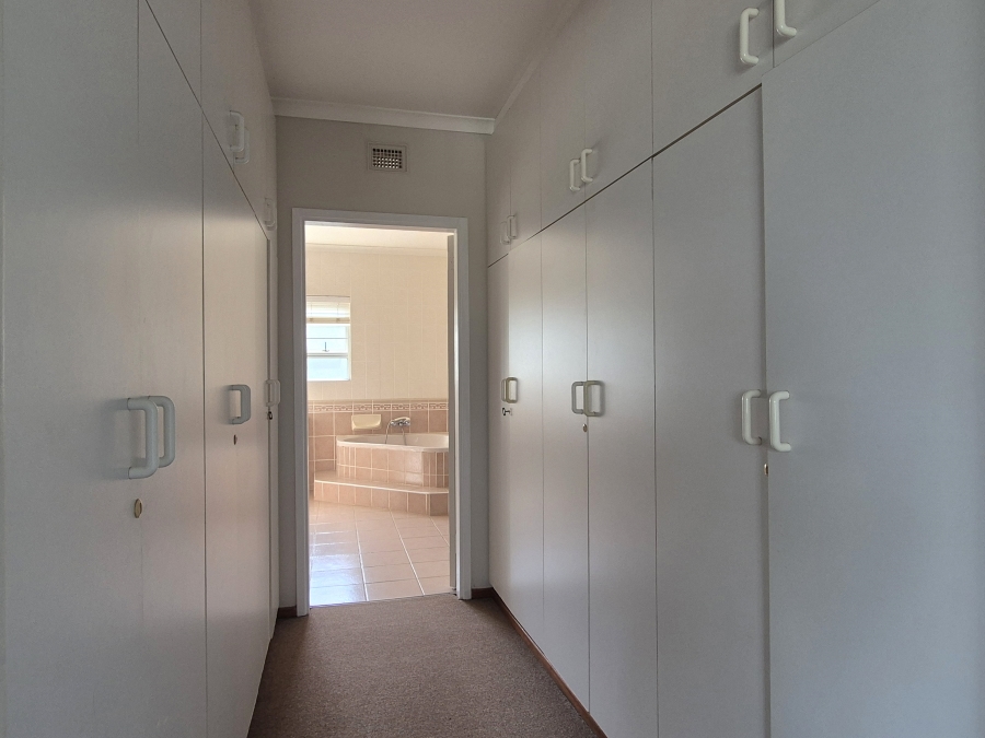 4 Bedroom Property for Sale in Ballito Central KwaZulu-Natal
