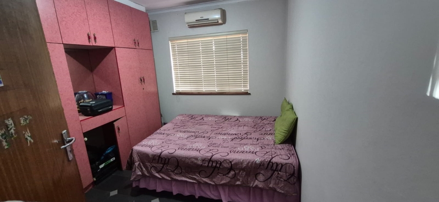 3 Bedroom Property for Sale in Merebank East KwaZulu-Natal