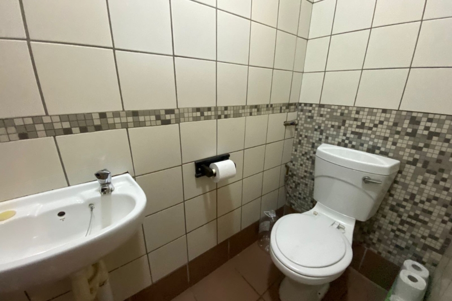 To Let commercial Property for Rent in Vryheid KwaZulu-Natal