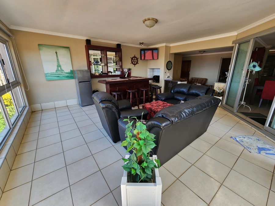 3 Bedroom Property for Sale in Margate KwaZulu-Natal