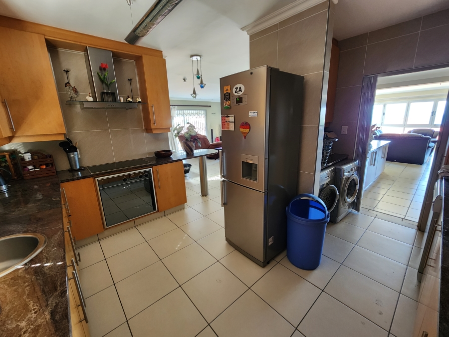 3 Bedroom Property for Sale in Margate KwaZulu-Natal